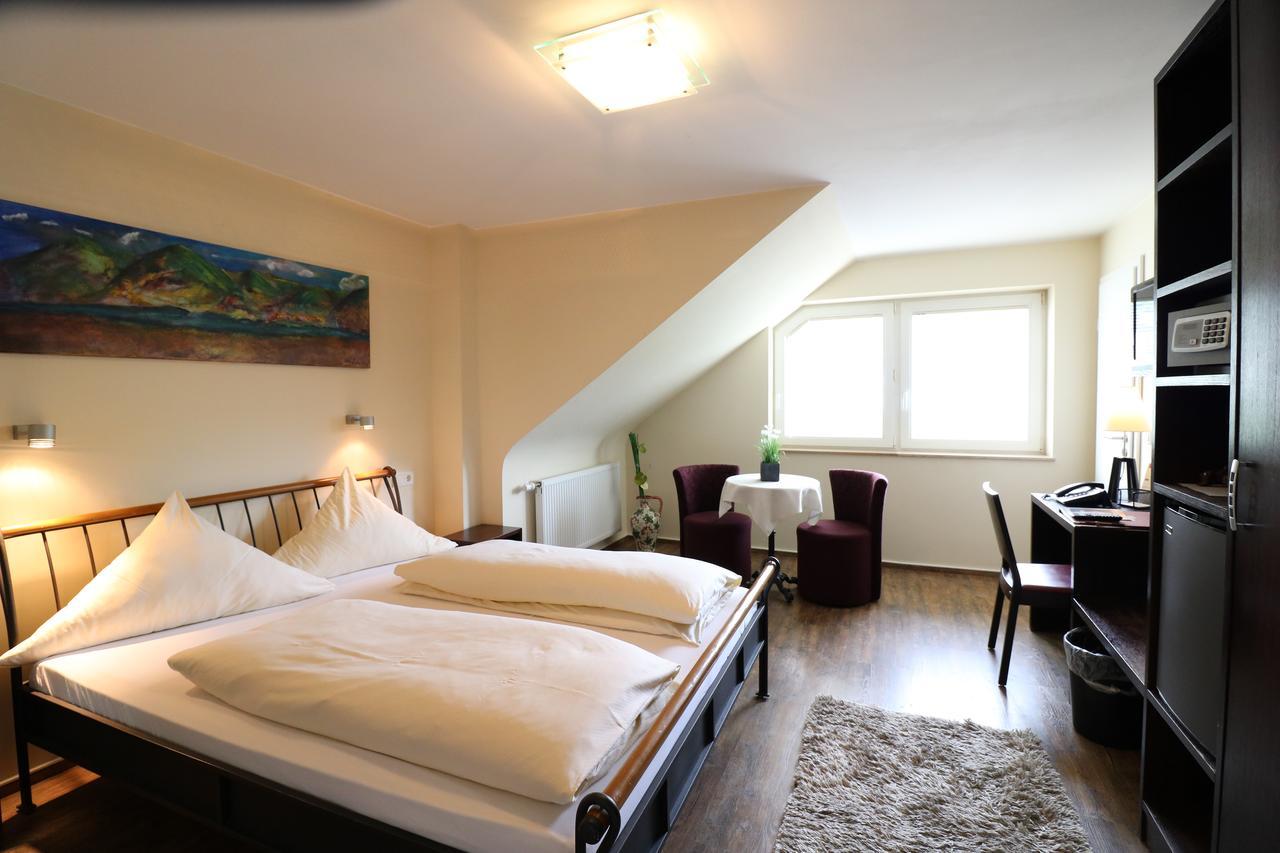 Christiana'S Wein & Art Hotel Bernkastel-Kues Exterior photo