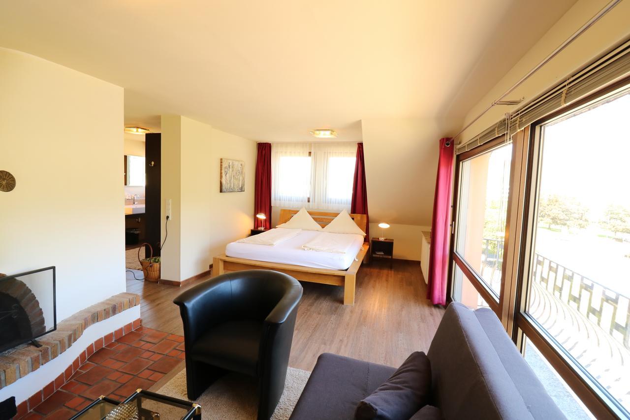 Christiana'S Wein & Art Hotel Bernkastel-Kues Exterior photo