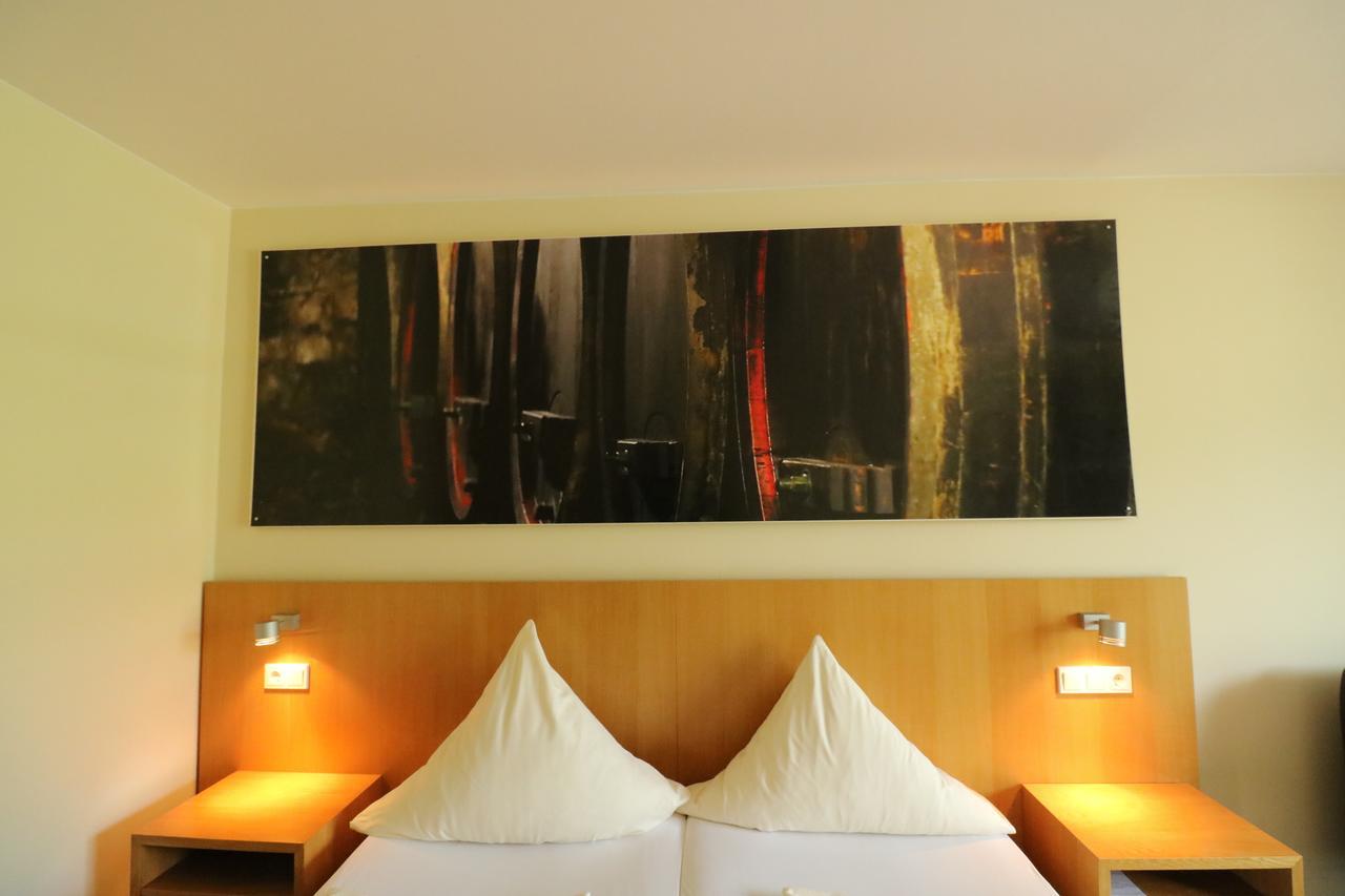 Christiana'S Wein & Art Hotel Bernkastel-Kues Exterior photo